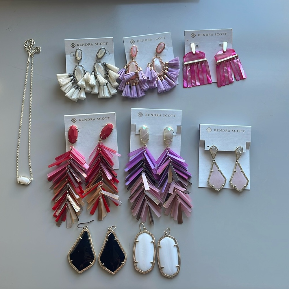 Kendra Scott Jewelry collection. Selling everything seen in the photo for $350
